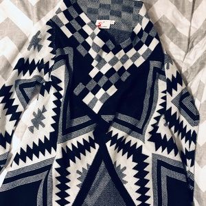 Geometric Print Heavy Cardigan